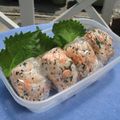しのばぁたん's cooksnap of when they made 超簡単！鮭と大葉のおにぎり☆.