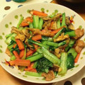 ☆みっこりん☆'s cooksnap of when they made 豚肉と小松菜のオイスターソース炒め.