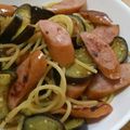 ひろにゃーん's cooksnap of when they made ぱぱっと！なすとウインナーのオイルパスタ.