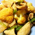 hatutuji's cooksnap of when they made カリフラワーと豚こま炒め.