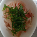 ムムたろう's cooksnap of when they made 箸休めに！大根の梅和え.