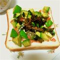 miimiiko's cooksnap of when they made とろ旨☆鮭フレーク＆アボカドトースト.