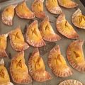 ヤムうんせん's cooksnap of when they made 揚げずに餃子の皮でパンプキンパイ.