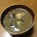 YUKIKI☆'s cooksnap of when they made 簡単☆なすと油揚げの黒すりごま入り味噌汁.