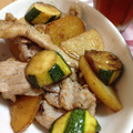 まゆみとふーみん's cooksnap of when they made ズッキーニと豚肉とポテトのうまうま炒め.