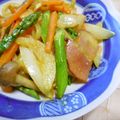 kemeta's cooksnap of when they made アスパラのカレーマヨ炒め.