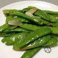 すぃーてぃ's cooksnap of when they made さやえんどうのペペロンチーノ風☆.