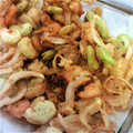 藍の色's cooksnap of when they made そら豆・えび・新玉ねぎのかき揚げ.