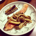 tonryuuki's cooksnap of when they made ごま油で！鮭の和風ムニエルきのこソース.