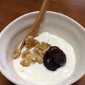 YUKIKI☆'s cooksnap of when they made 小豆とくるみの大人なヨーグルト.