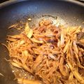 nekoinusa's cooksnap of when they made 干ししいたけとごぼうのピリ辛煮.
