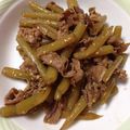 ugougo's cooksnap of when they made フキと豚肉の炒めたやつ♡.