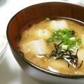 にっしぃ～'s cooksnap of when they made 麩とひじきとネギの簡単なお味噌汁.
