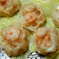 お腹すきすぎちゃん's cooksnap of when they made えびいかしゅーまい【余った餃子の皮で】.