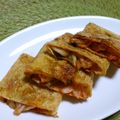 taruママ's cooksnap of when they made つまみに☆キムチ油揚げに入れて焼いただけ.