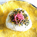 面倒くさがり研究家's cooksnap of when they made 紅生姜とのりたまのおにぎり.