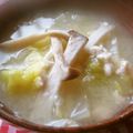 まじゅじゅ's cooksnap of when they made 体ぽかぽか。白菜ときのこの豆乳味噌汁.