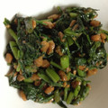 西に黄色's cooksnap of when they made 納豆と春菊の和え物.
