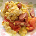 くまちゃん人間's cooksnap of when they made レタスとトマトとウインナーの玉子炒め.
