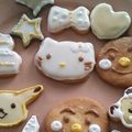 Lurutan's cooksnap of when they made プレゼントに★キティのアイシングクッキー.
