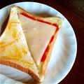 ＊なぁ＊'s cooksnap of when they made 簡単★ケチャマヨチーズトースト.