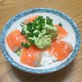 poohtankun's cooksnap of when they made アボカドサーモン丼☆.