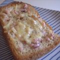 tomokoshiawase's cooksnap of when they made 簡単◎美味しい◎塩辛チーズトースト.