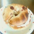 亜久里's cooksnap of when they made ♡ブルーベリー水切りヨーグルトベーグル♡.