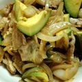 自炊333's cooksnap of when they made アボカドの豚肉炒め.