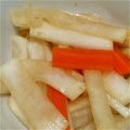ぴーちゃんぱぱ's cooksnap of when they made 大根と人参のニンニクマリネ.