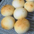 トム☆'s cooksnap of when they made 生クリーム丸パン(自家製酵母).