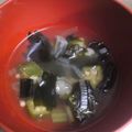ゴールドキウイ's cooksnap of when they made 焼肉屋さんのわかめとオクラの中華スープ.