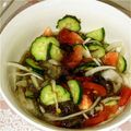 さーやんママのごはん's cooksnap of when they made 新玉ねぎとトマト☆もずく酢でサラダ！？.