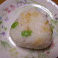 わたママ's cooksnap of when they made 枝豆と桜海老の彩りおにぎり.
