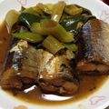 あや7481's cooksnap of when they made 圧力鍋で簡単に！サンマとおいものカレー煮.
