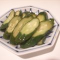 tomokoshiawase's cooksnap of when they made ✿はちみつでキューリの三杯酢✿.