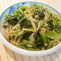 m@n@'s cooksnap of when they made 簡単！塩昆布で法蓮草とえのきの和え物.