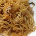 てっちっち's cooksnap of when they made もやしたっぷり！豚キムチ焼そば.