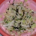 ののほほん's cooksnap of when they made キャベツと新玉ねぎの和風サラダ.