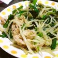 tyawas's cooksnap of when they made 簡単♪もやし・ニラの豚肉にんにく炒め.