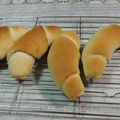 あまふらりん's cooksnap of when they made 30分で完成！？不思議パンのバターロール.
