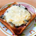 あべっしぃー's cooksnap of when they made うちの定番☆いちごチーズトースト.
