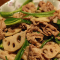 ウシ美's cooksnap of when they made 塩麹漬け豚肉と蓮根の炒め物.