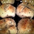 マリン坊や大ちゅき's cooksnap of when they made ホエー（乳清）でもっちり　黒ごまパン.