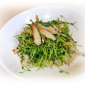 ゆけり３兄弟's cooksnap of when they made 豆苗＆ちくわ＆ベーコンの白だし炒め.