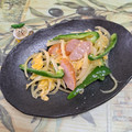 みかかめ's cooksnap of when they made 玉葱ウインナー卵の炒め物.