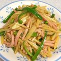 ゆうりんじゅん's cooksnap of when they made 新じゃがと魚肉ソーセージのオイスター炒め.