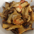 ここちかママ's cooksnap of when they made 海老とエリンギの醤油マヨ炒め.