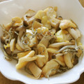 iketa's cooksnap of when they made そら豆とおじゃことしめじ焼き.