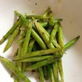 へっちゃらら's cooksnap of when they made アスパラガスの塩麹炒め.